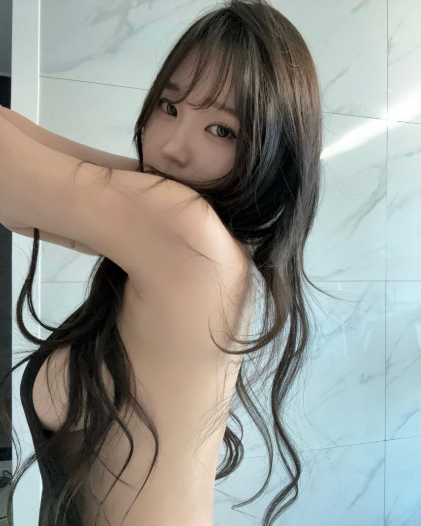 ㅎㅂㅁ 섹밍 노브라 옆가슴 노출~