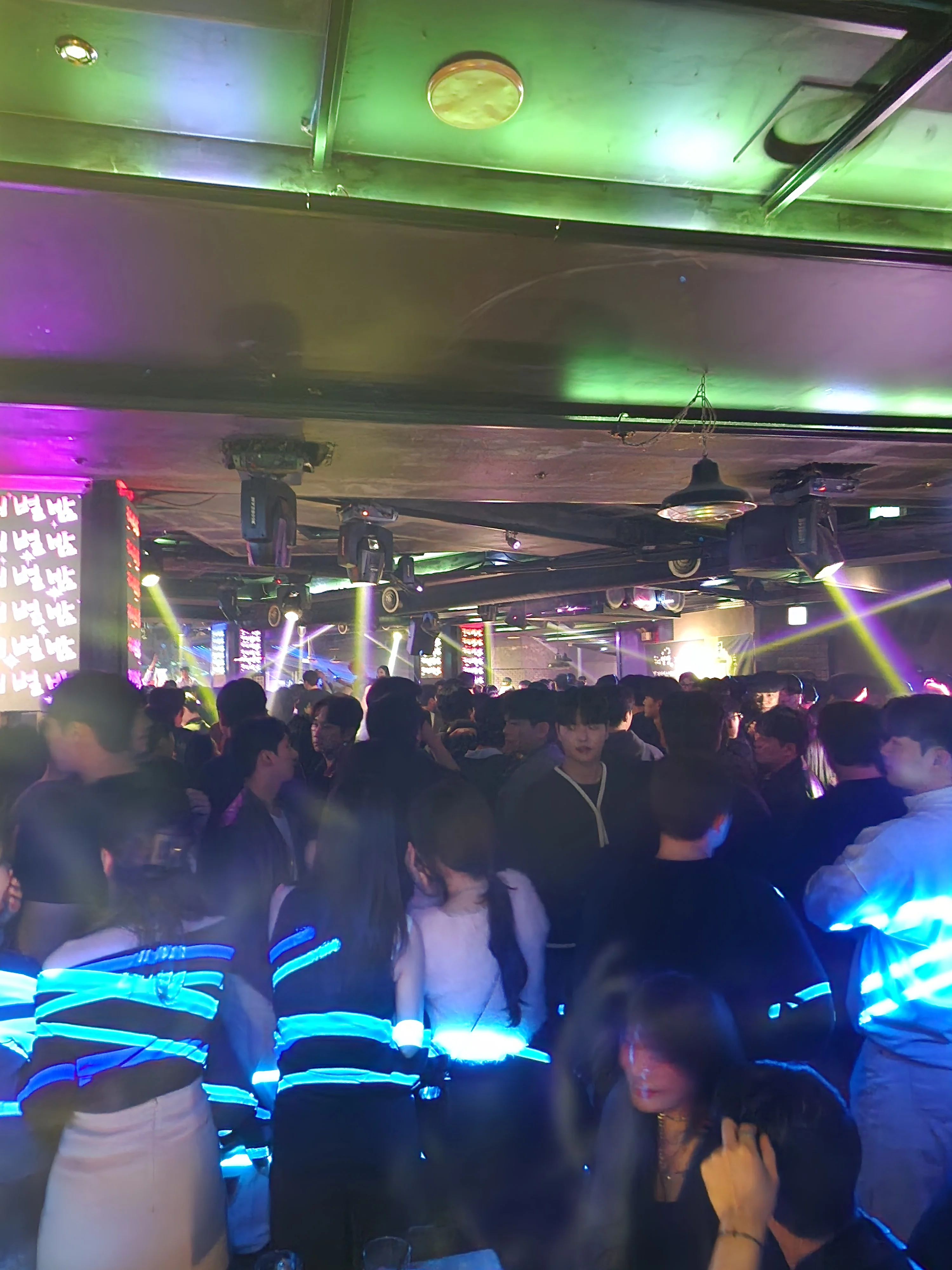 헌팅입갤ㄷㄷㄷㄷㄷㄷ