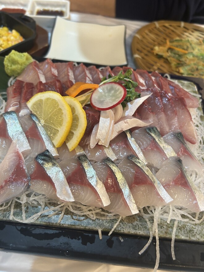 고등어 + 방어회