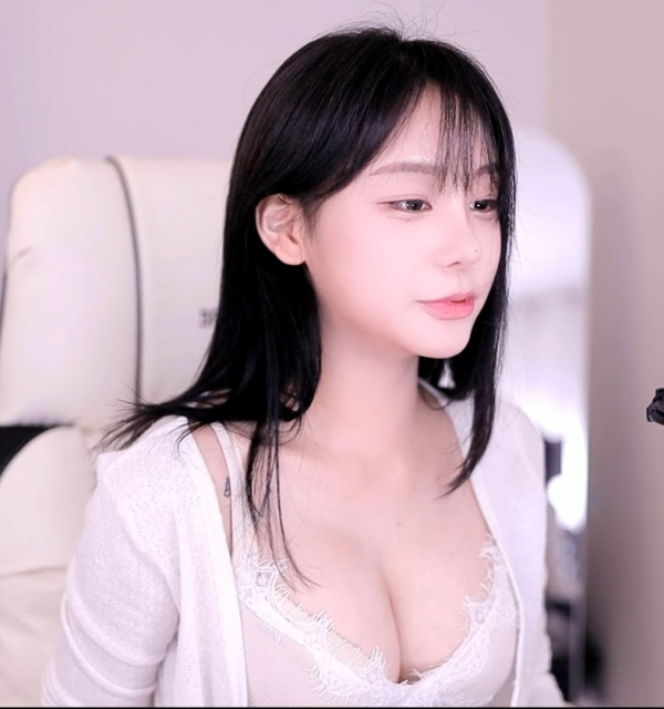 여BJ의 성형전 후