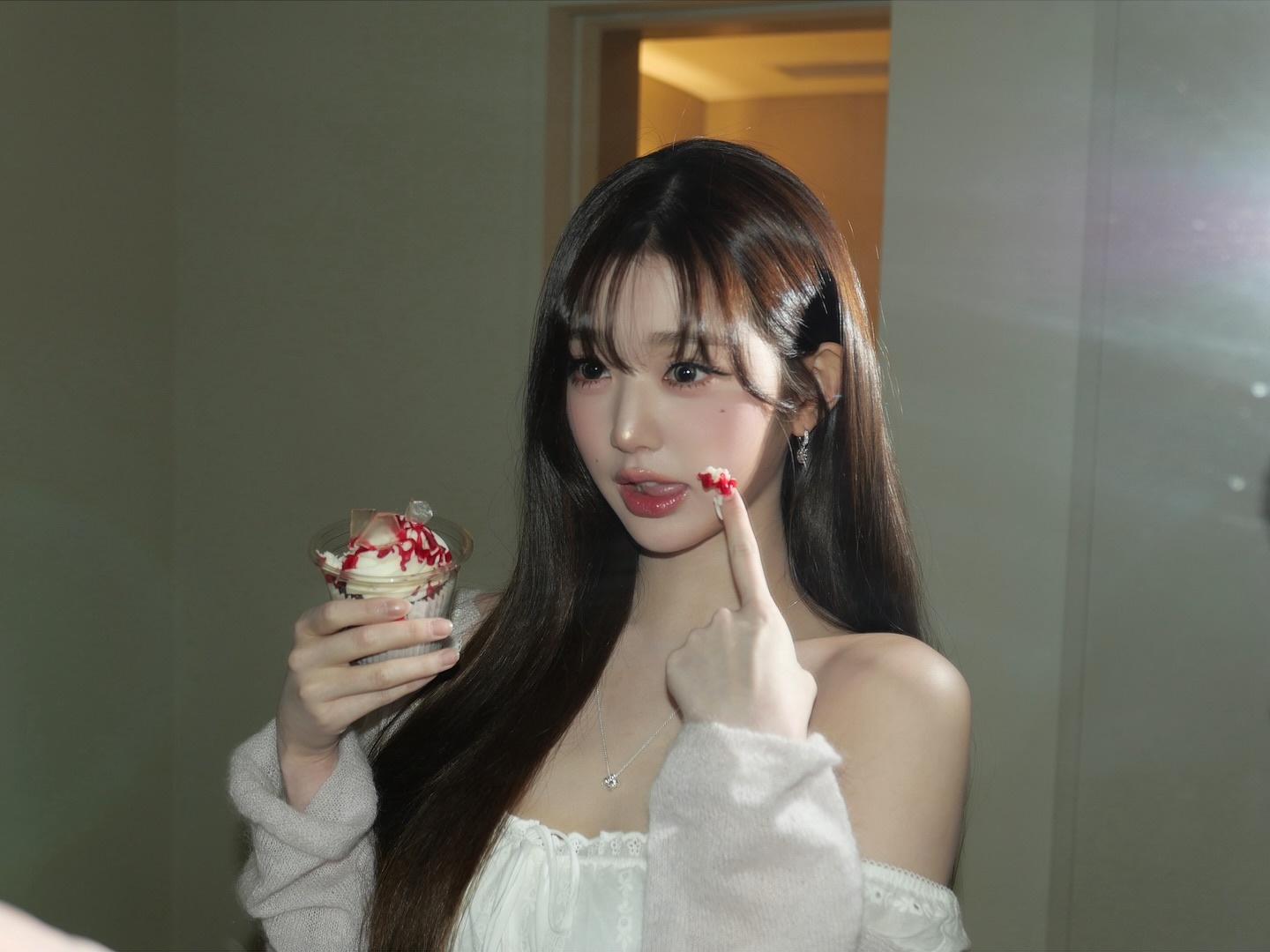 장원영 인스타 (사진 많습니다... 착한생각)