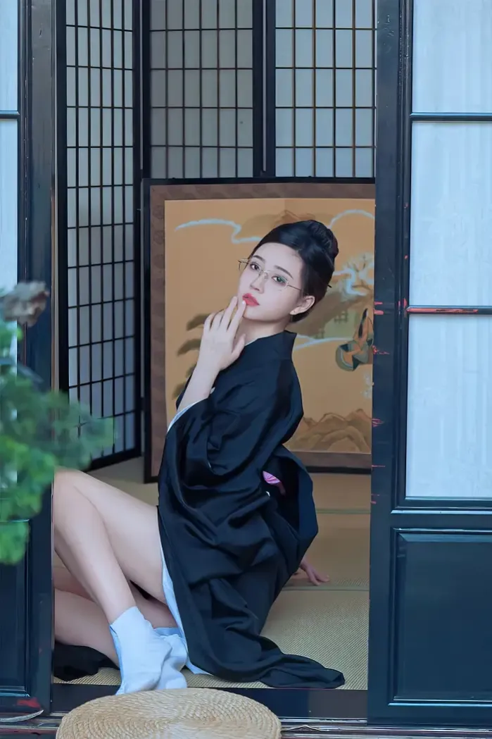 연연 미망인 사진집