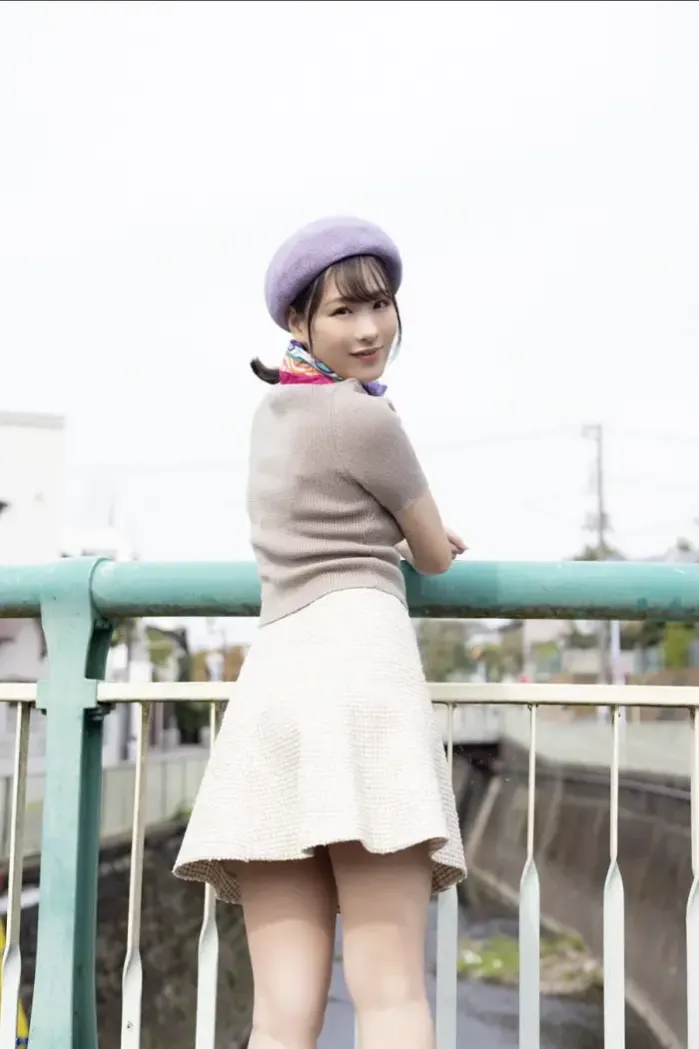 무라카미 유카 사진집 버스 가이드 누드 여행으로