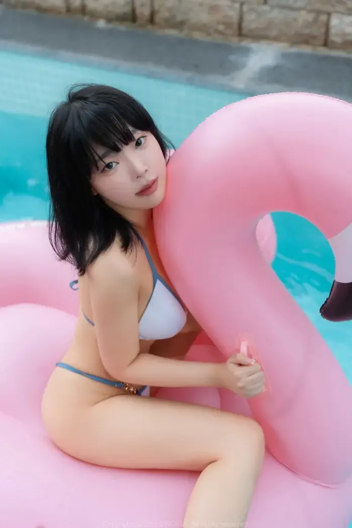 강인경 Herovia 2025년 7월 화보 set.01