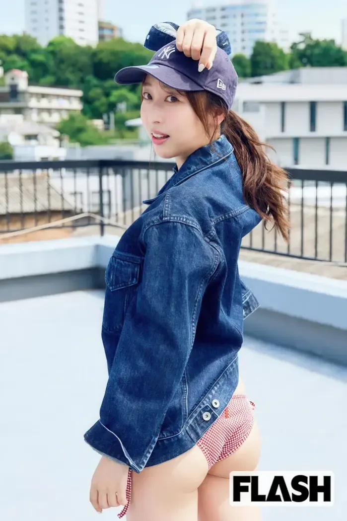 시라하마 미우, 타케우치 호노카 플래시 2025년 4호