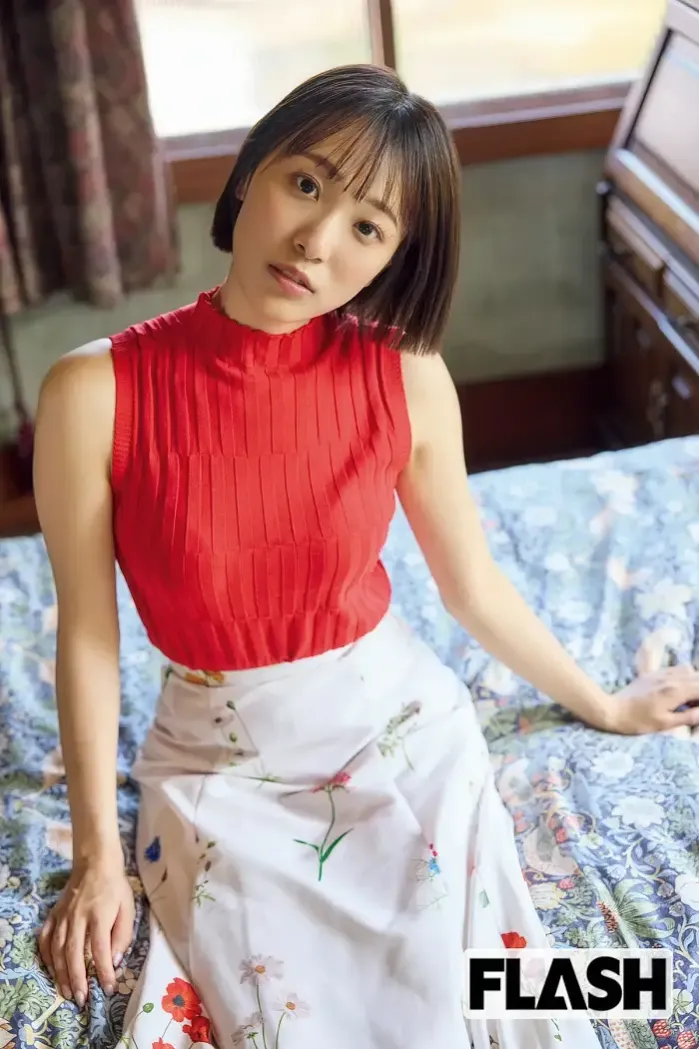 이노우에 모모, 호라이 마이, 이마이 사쿠라 플래시 2025년 4호