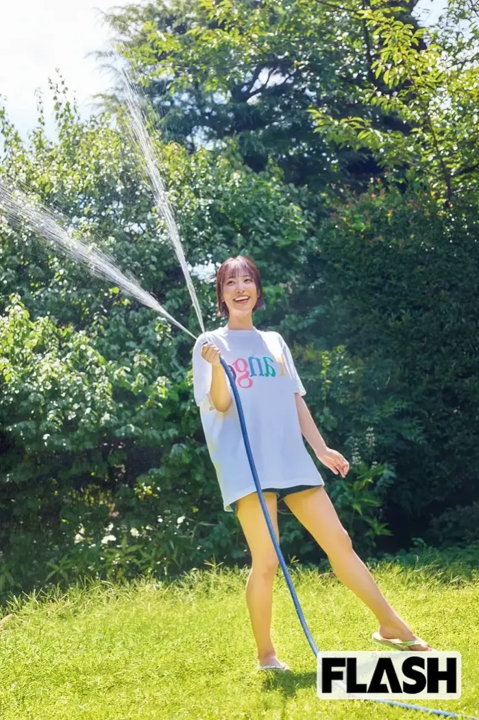 이노우에 모모, 호라이 마이, 이마이 사쿠라 플래시 2025년 4호