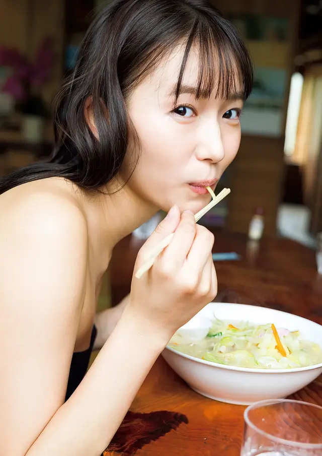 시다 네네 첫 번째 사진집 『네네의 전부-』 Set.01