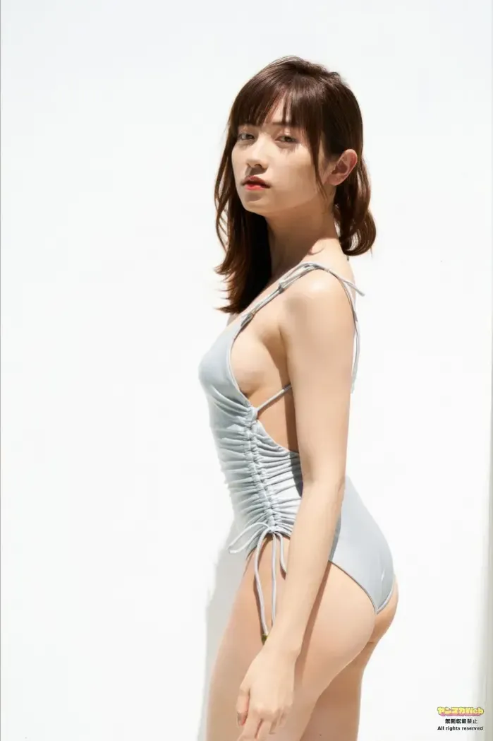 모모츠키 나시코 월간 영 매거진 2025년 12호