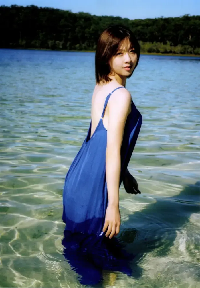 토미타 스즈카 사진집 「스즈카 서킷」 Set.04