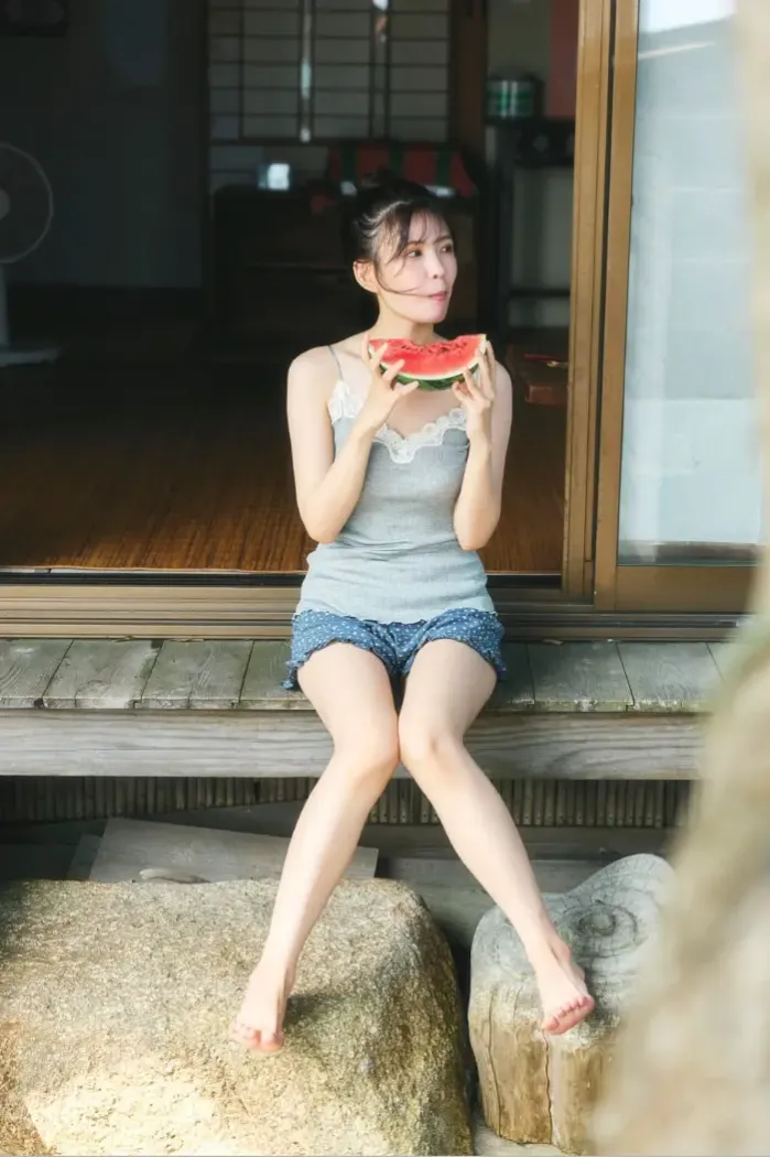 오카모토 아야카 사진집 「처음으로 물들이는 여름 」 Set.02