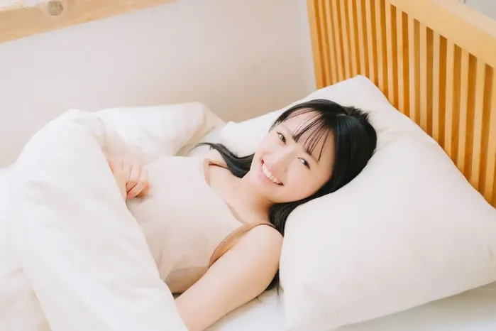 메이 하나다 위클리 플레이보이 플러스