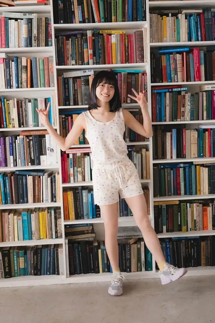 아라이 사에 위클리 플레이보이 플러스