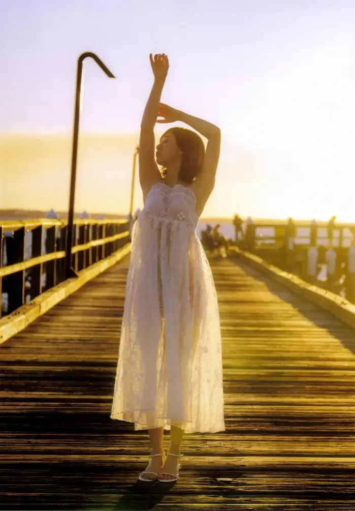 토미타 스즈카 사진집 「스즈카 서킷」 Set.04