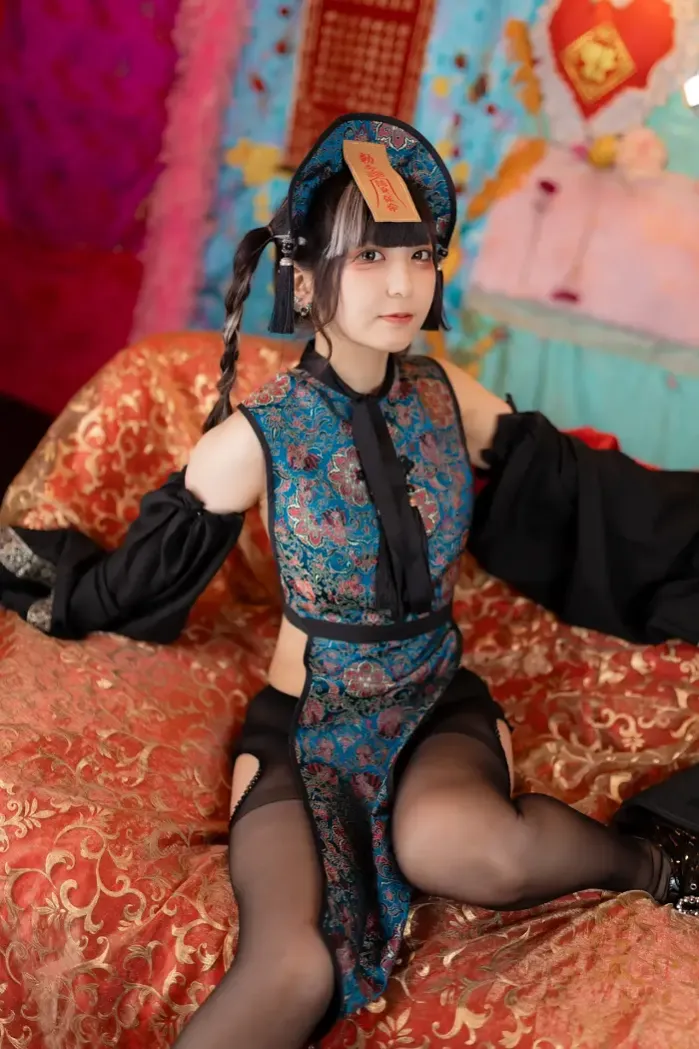 고나시 아이 사진집 「Nothing Colored 01」 Set.02