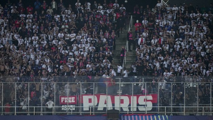 L95AwU2T.jpeg [RMC Sport] "스타디움을 침묵시켰다" : 바르사 원정에서 PSG 팬들에 감탄한 카탈루냐