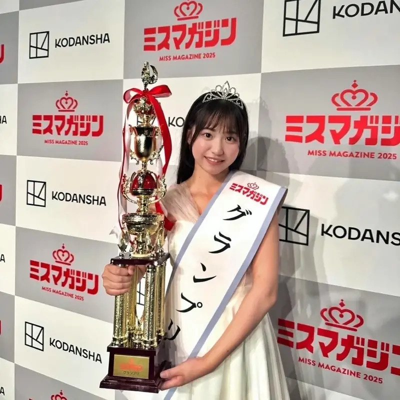 5.webp.ren.jpg 2025 일본 그라비아 1위