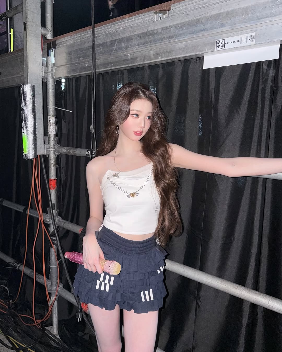 574239199_18081082076587664_2320060520692992431_n.jpg 오늘자 아이브 장원영 인스타