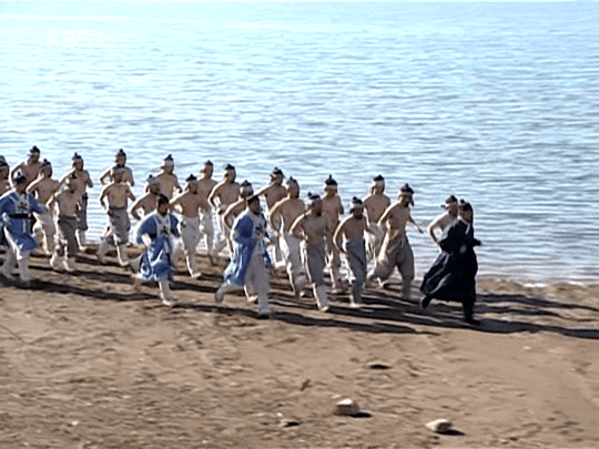 1764937106.png 이순신 장군 휘하의 수군이 유독 강했던 이유.jpg