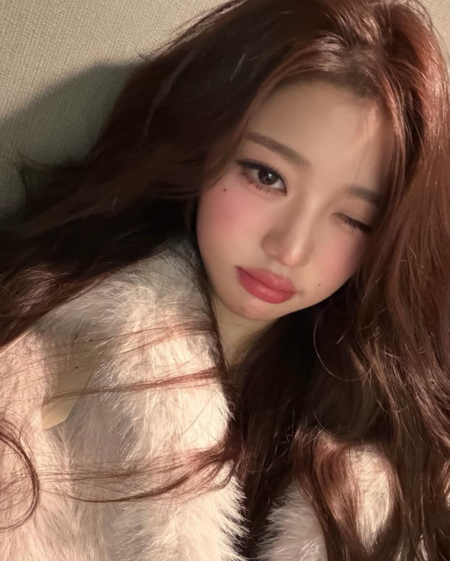 603098617_18085772300587664_6183016907759287477_n.jpg 오늘자 아이브 장원영 인스타