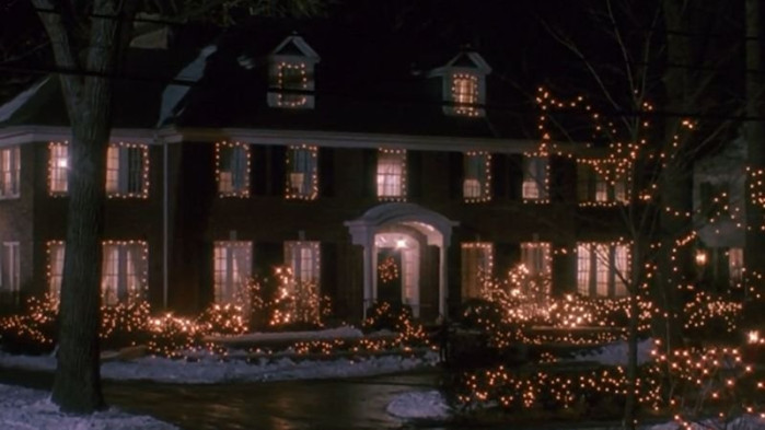 CWEJcy.jpg 어른이 돼서 보면 새로운게 보인다는 영화