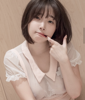 앙 물고 싶은 시스루 인경~