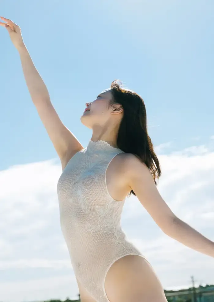 히메카 아라야(Himeka Araya), 첫 번째 사진집 「히메큐리(ひめかわい。)」. Set.02