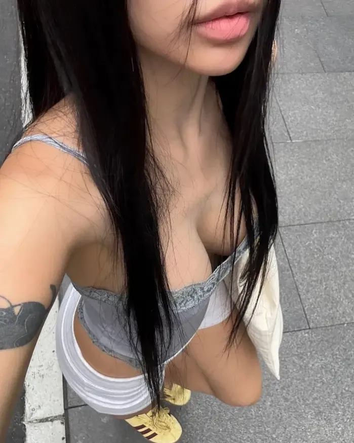 키에프의 거리 란제리 스타일 패션