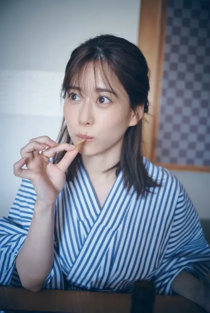 마리리 오쿠츠 FLASH 디지털 사진집 『프로포즈』Set.01