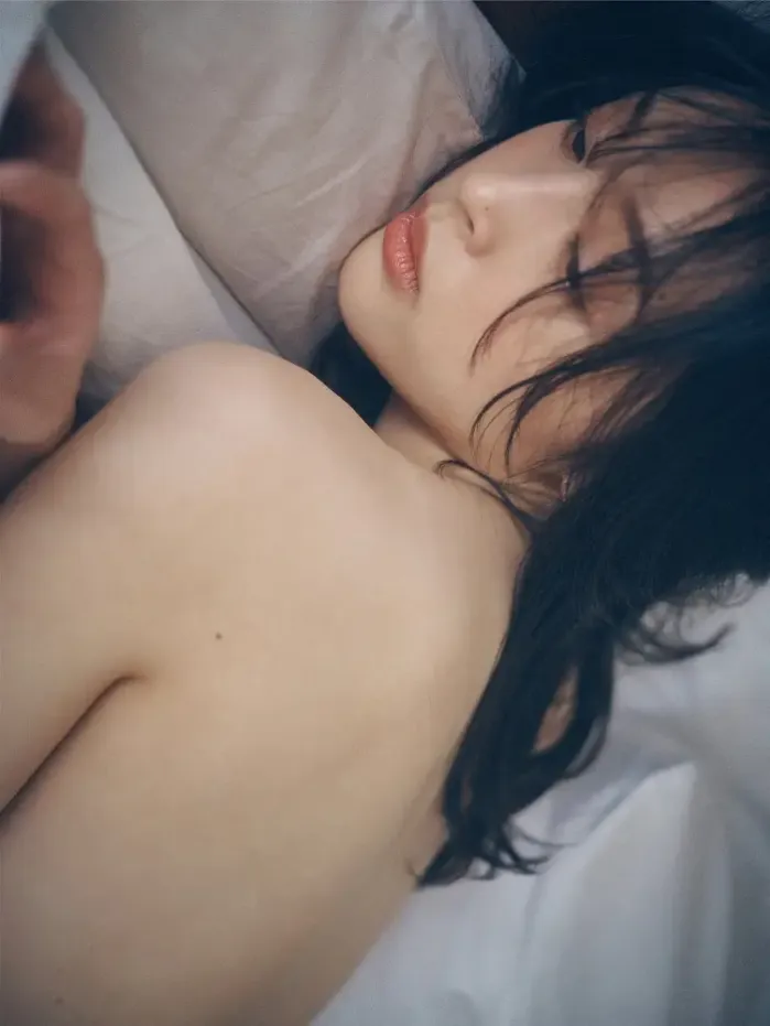 미사키 진부 (神部美咲), FLASH 디지털 사진집 『여기서만 하는 이야기 vol.2』 Set.01