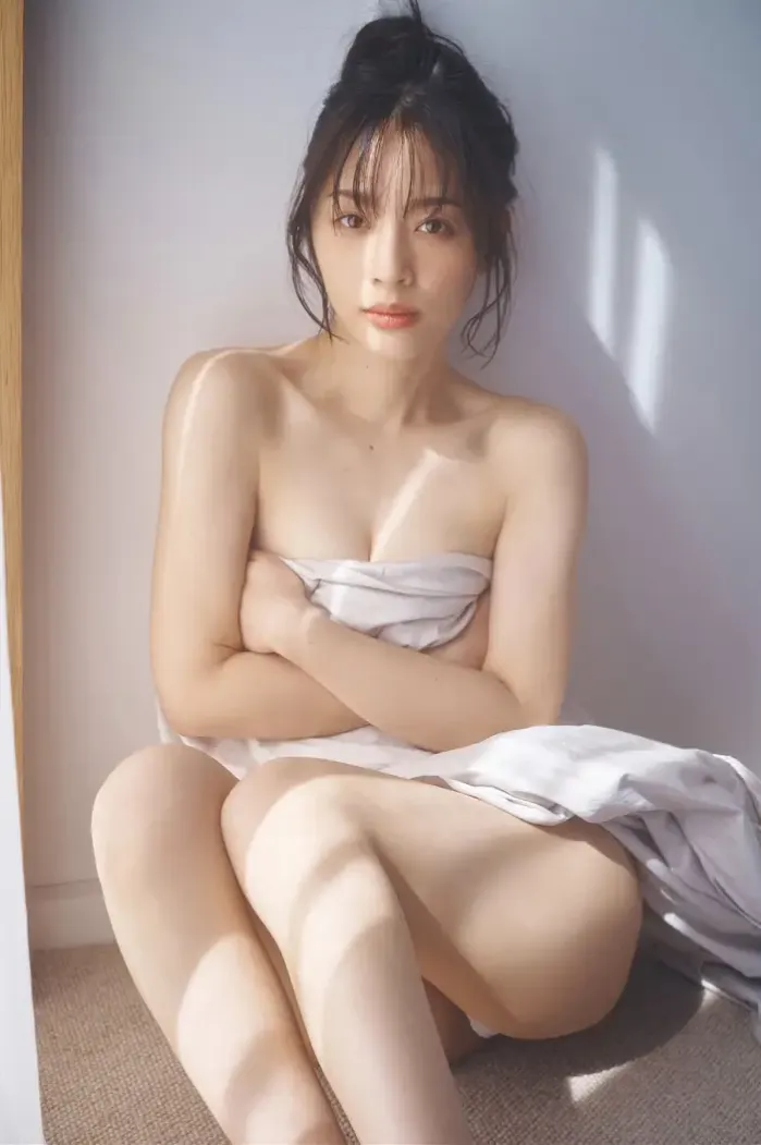 미사키 진부 (神部美咲), FLASH 디지털 사진집 『여기서만 하는 이야기 vol.2』 Set.02