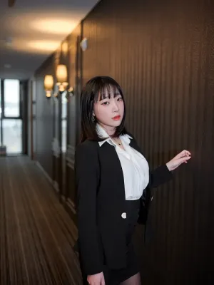 Kang Inkyung 강인경, ArtGravia Vol.147 Photobook Set.01