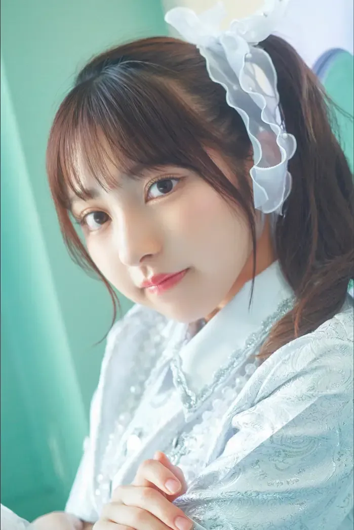 토우미 十味, 사진집 「Off Mode 스피산 그라비아 포토북」 Set.01