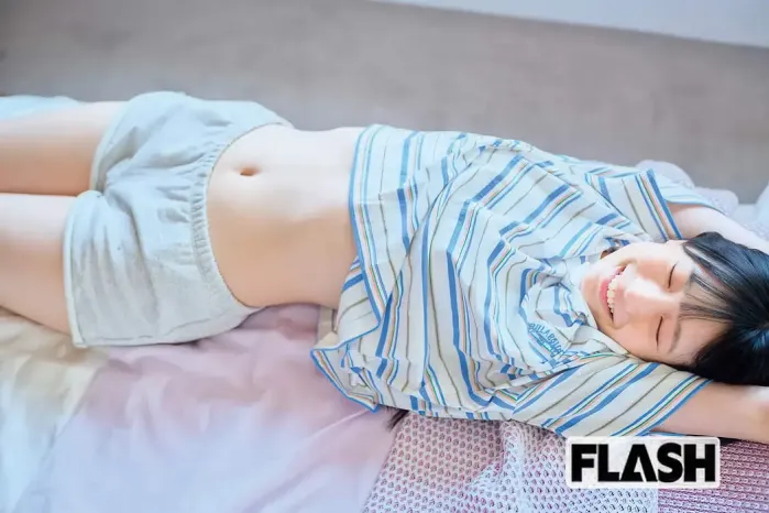 모모타 시오리 百田汐里 플래시 2025년 7월 22일호