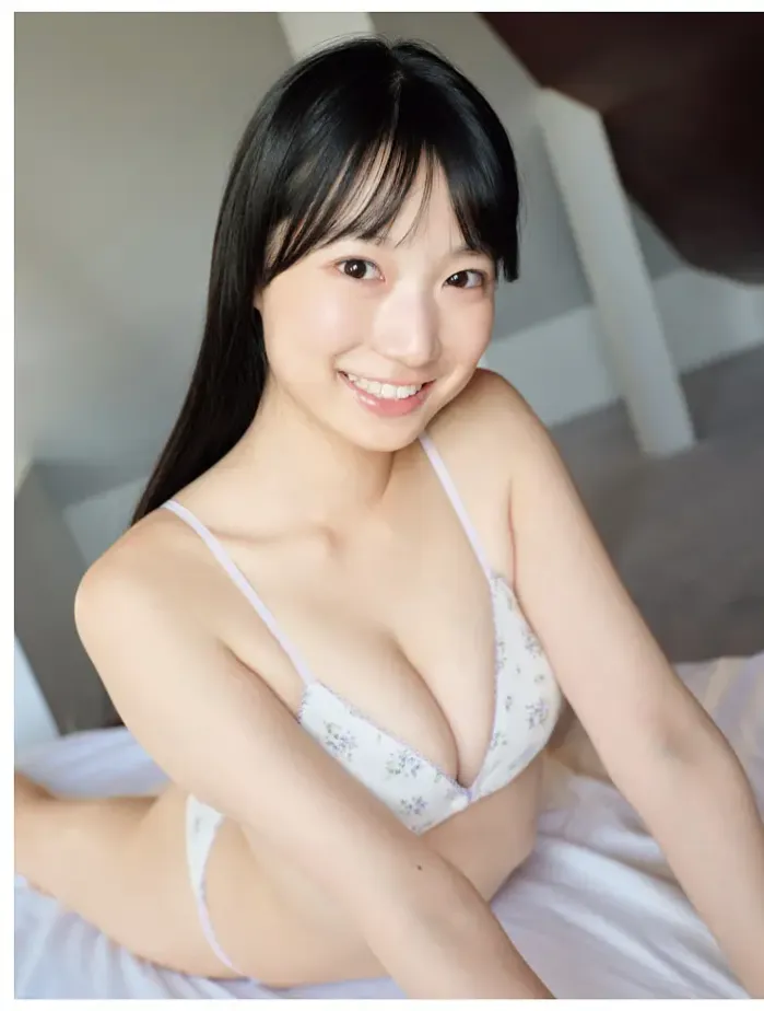 모모타 시오리 百田汐里 플래시 2025년 7월 22일호