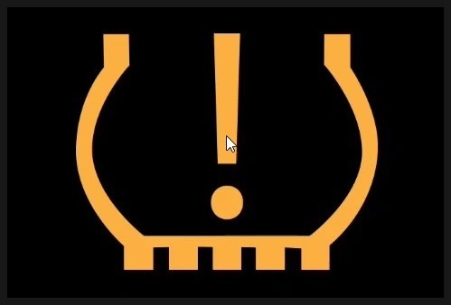 이 맘 때 쯤 뜬다는 자동차 경고등