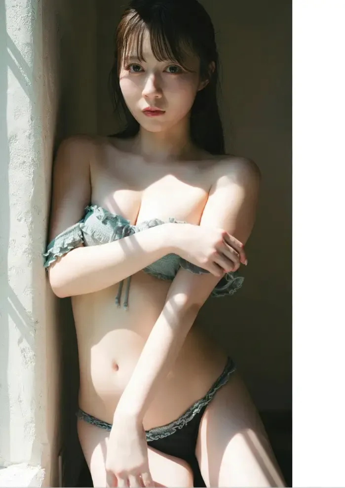 미나세 사라라(Sarara Minase) 위클리 플레이보이 2025년 41호