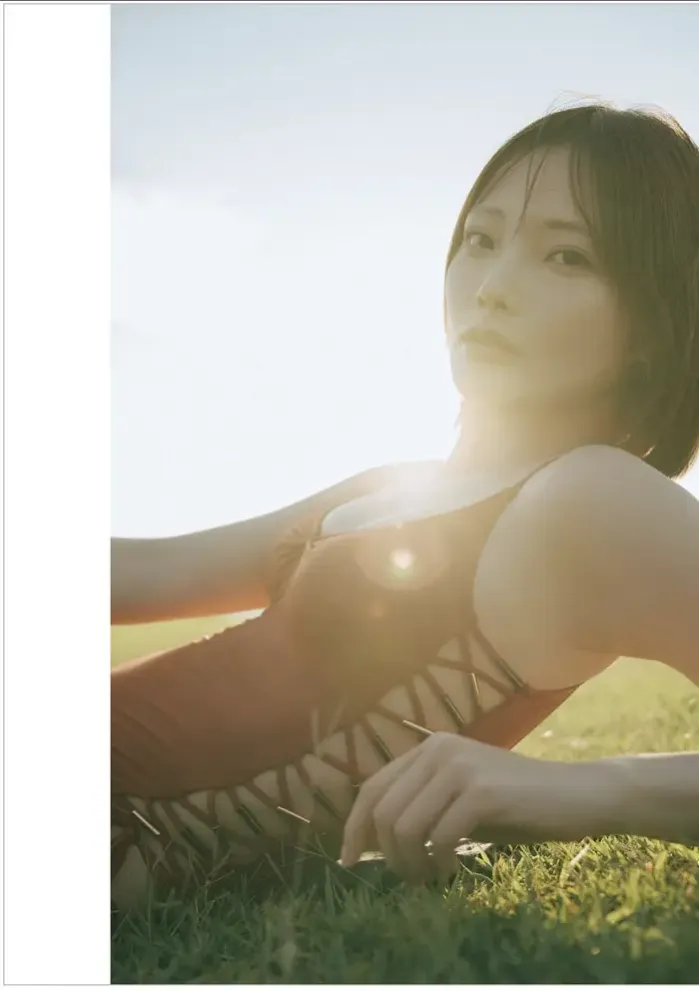 히메카 아라야 주간 플레이보이 2025년 42-43호