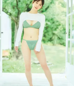 미나세 히나노(플래시 2025년 10월 7일호)