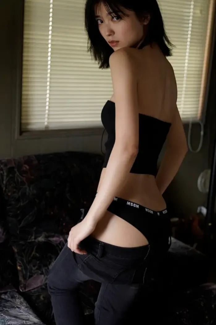 쿠도 미오, FLASH 디지털 사진집 「초여름의 윤기」 Set.03