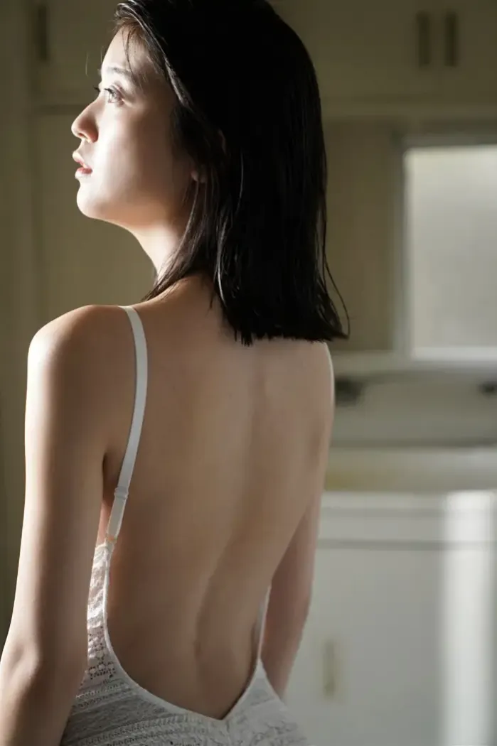 쿠도 미오 사진집 「초여름의 윤기」 Set.04