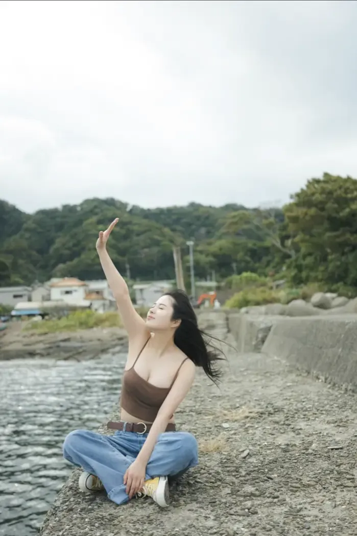 카렌 나이토 내토 카렌, 사진집 「계속 너를」 Set.01